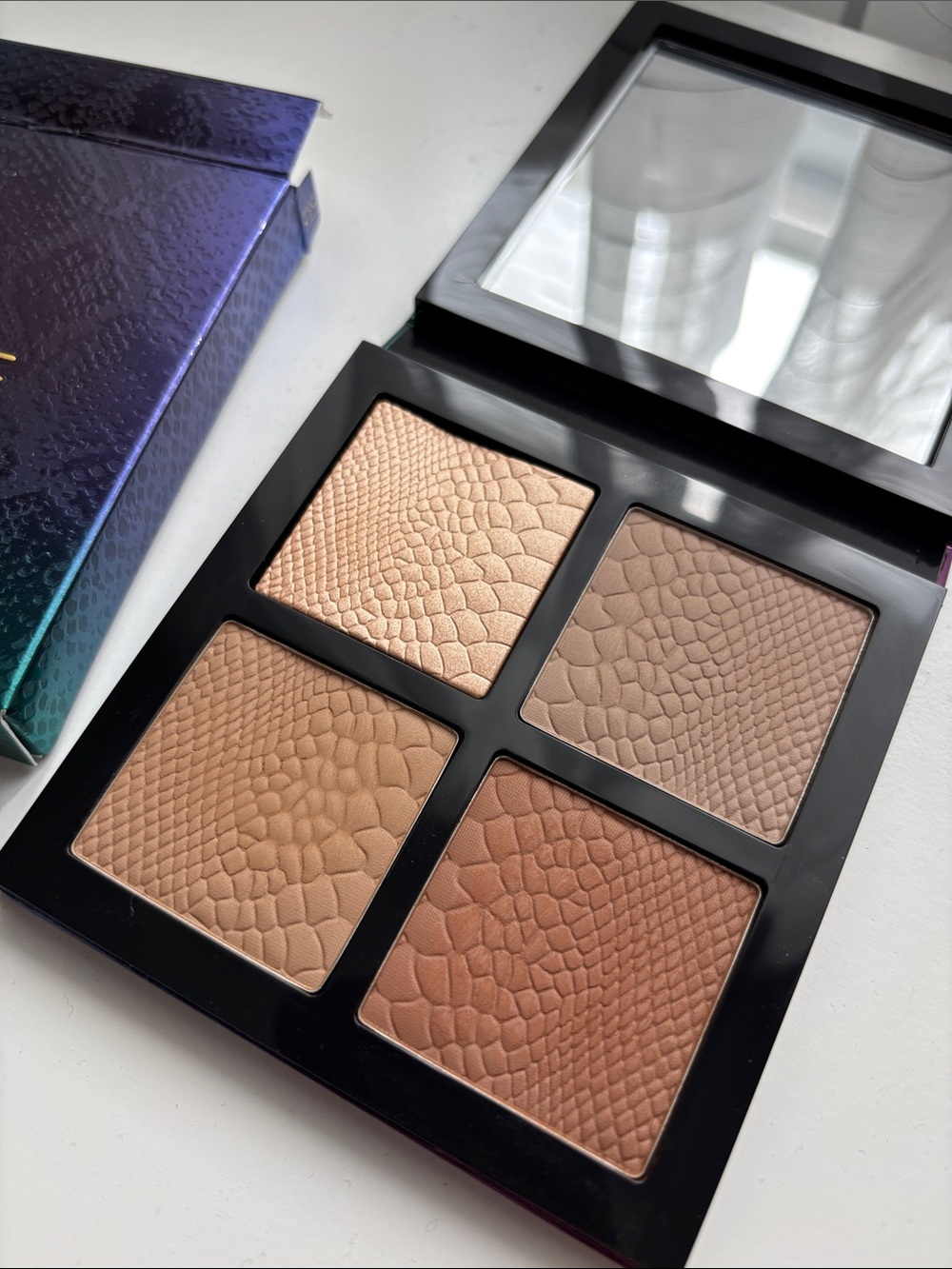 SALE ๐ MAC COSMETICS | Face Palette x4: Luxe Luck | LIMITED EDITION - Picture 5 of 7